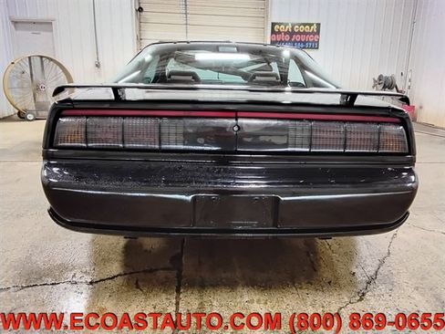 Used 1991 Pontiac Firebird Trans Am RWD image 8