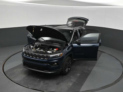 Used 2026 Jeep Compass Limited AWD/4WD image 37