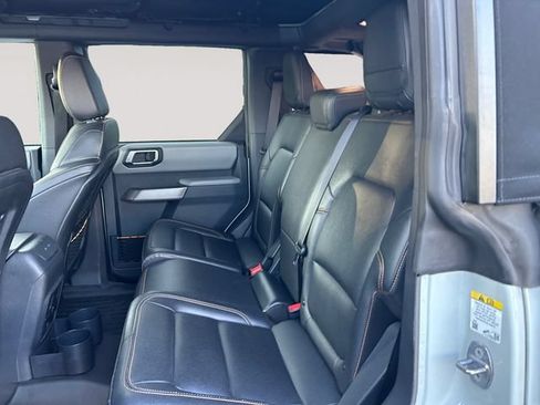 Used 2023 Ford Bronco Badlands AWD/4WD image 13