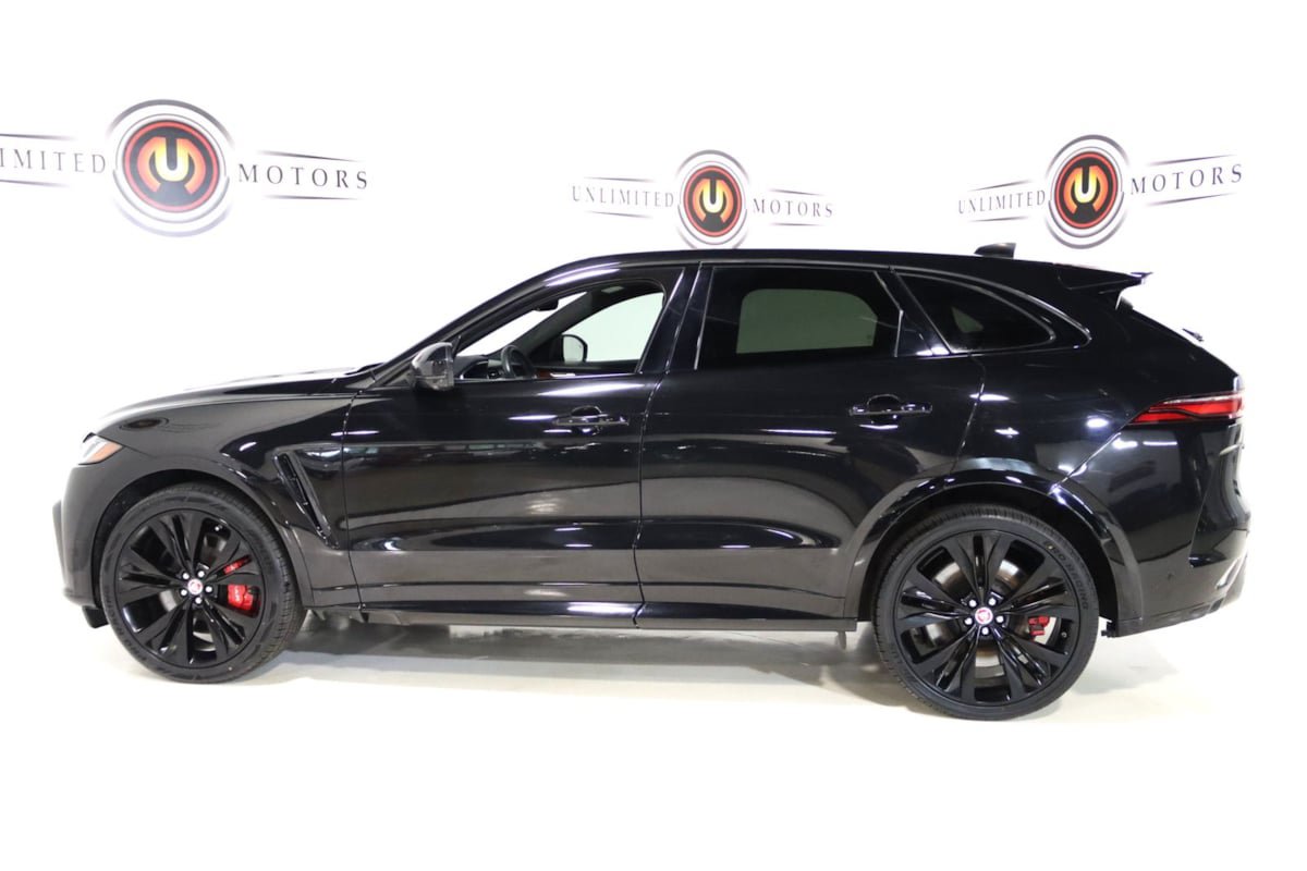Used 2022 Jaguar F-PACE SVR AWD/4WD image 33