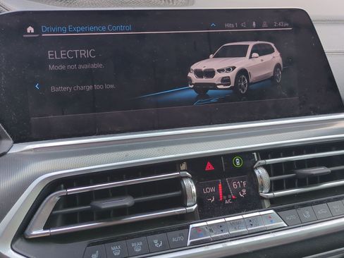 Used 2022 BMW X5 xDrive45e w/ Climate Comfort Package AWD/4WD image 35