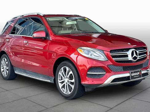 Used 2016 Mercedes-Benz GLE 350 w/ Parking Assist Package image 3