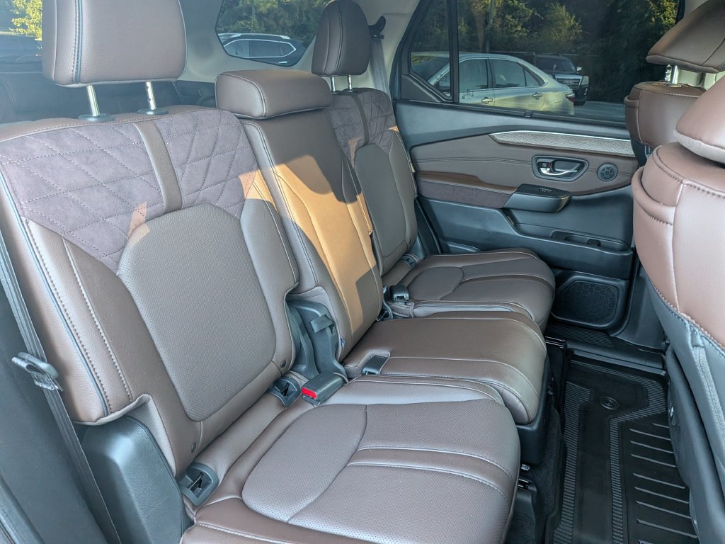 Used 2026 Honda Pilot Elite image 26