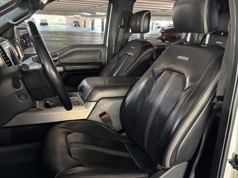 Used 2018 Ford F150 Platinum w/ Equipment Group 701A Luxury image 6