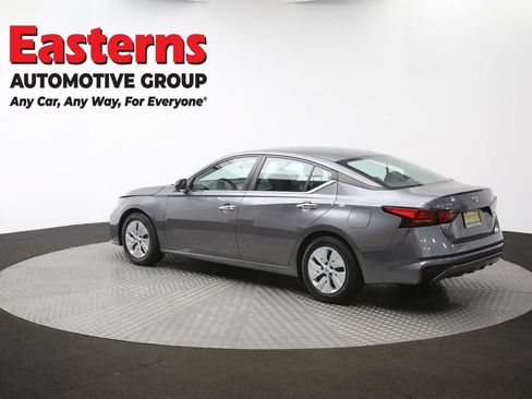 Used 2024 Nissan Altima 2.5 S FWD image 62