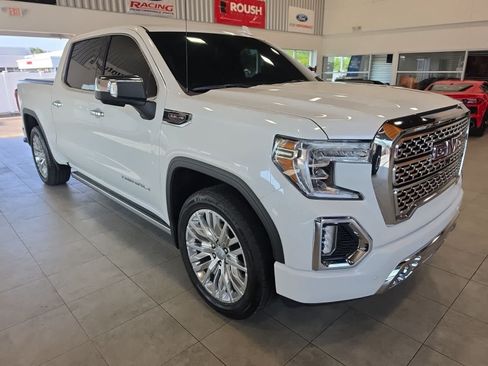 Used 2019 GMC Sierra 1500 Denali w/ Denali Ultimate Package AWD/4WD image 5