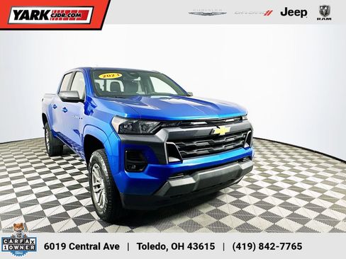 Used 2023 Chevrolet Colorado LT w/ LT Convenience Package II image 1
