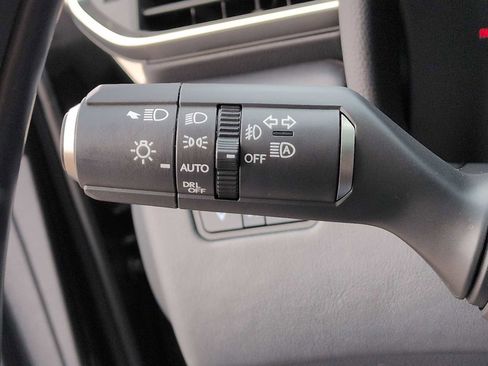 Used 2023 Lexus LX 600 4WD w/ Appearance Package image 28