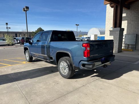 Used 2024 Chevrolet Silverado 2500 High Country w/ High Country Premium Package AWD/4WD image 6