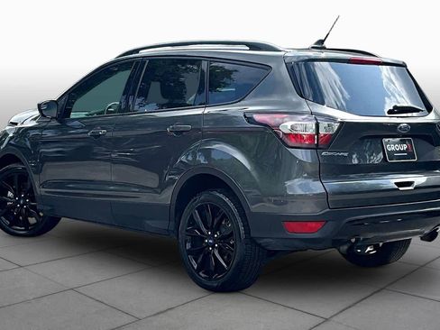 Used 2018 Ford Escape SE w/ SE Sport Appearance Package AWD/4WD image 12