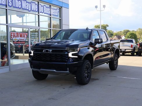 New 2026 Chevrolet Silverado 1500 ZR2 image 6