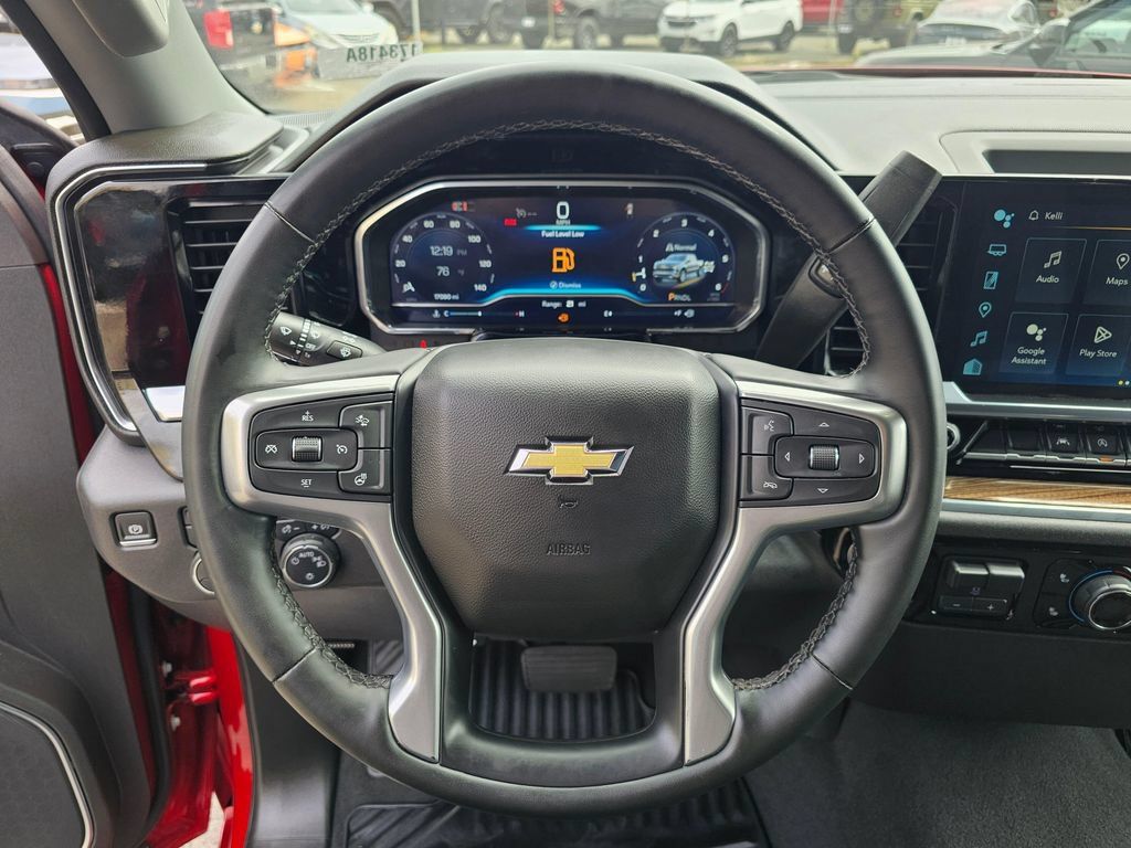 Used 2024 Chevrolet Silverado 1500 LT AWD/4WD image 22