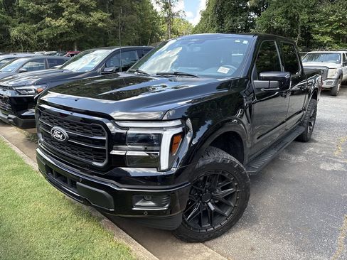 Used 2026 Ford F150 Lariat w/ Equipment Group 501A Mid RWD image 4