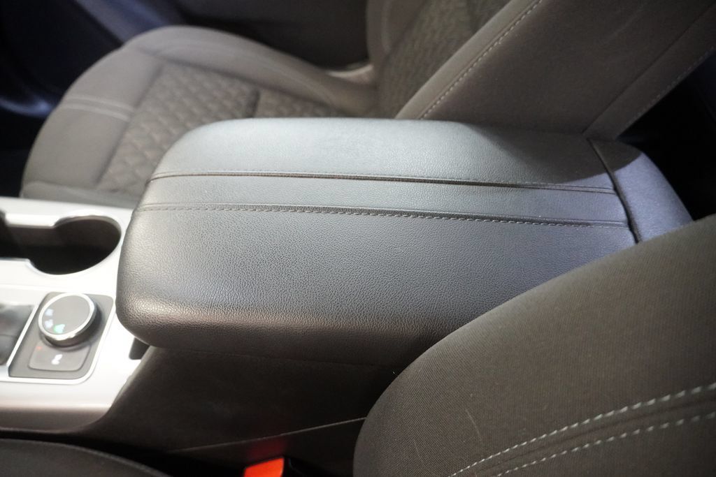 Used 2021 Chevrolet Blazer LT FWD image 23