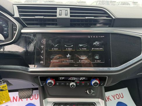 Used 2025 Audi Q3 2.0T Premium image 23