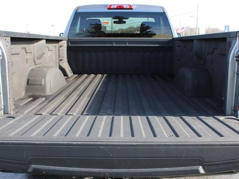 Used 2021 Chevrolet Silverado 1500 W/T w/ WT Convenience Package AWD/4WD image 10