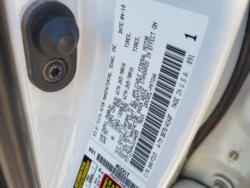 Used 2018 Toyota Tacoma TRD Off-Road image 25