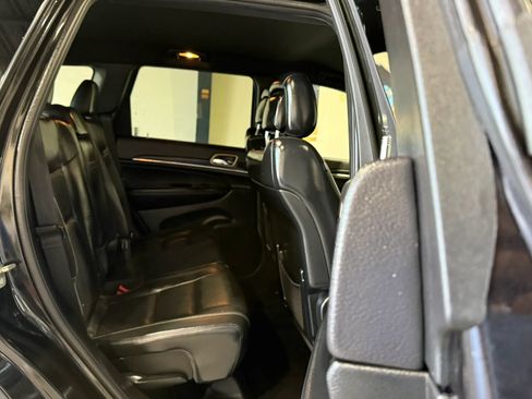 Used 2014 Jeep Grand Cherokee Limited AWD/4WD image 16