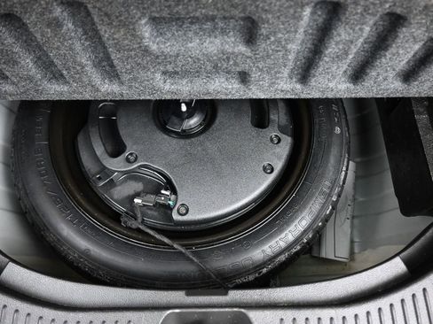 Used 2018 Buick Encore Preferred image 42