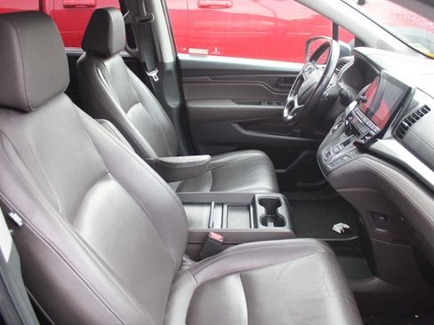 Used 2018 Honda Odyssey EX-L image 4