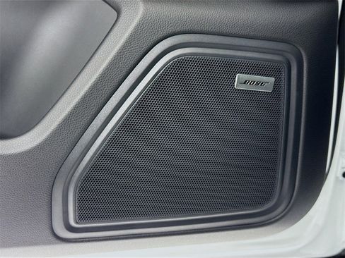 New 2026 Porsche Macan S image 12