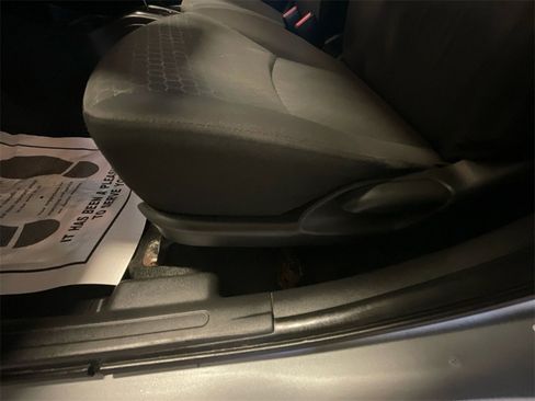 Used 2015 Mitsubishi Mirage DE image 13