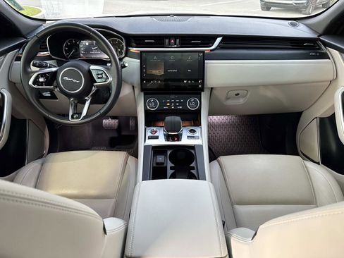 Used 2023 Jaguar F-PACE R-Dynamic S image 16