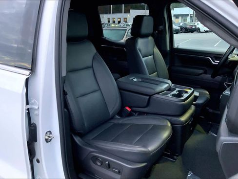 Used 2024 GMC Sierra 1500 SLT image 8