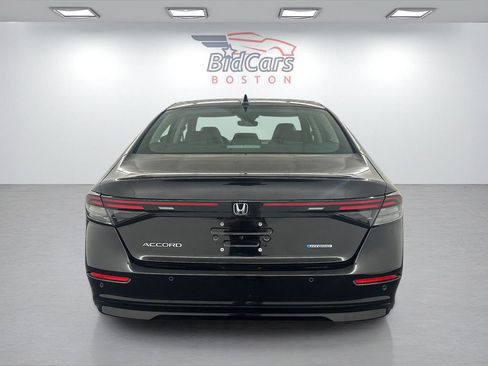 Used 2023 Honda Accord EX-L image 5