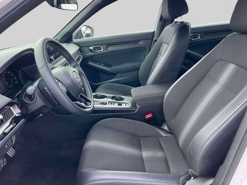 Used 2025 Honda Civic Sport image 15
