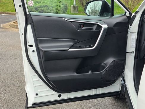 Used 2024 Toyota RAV4 LE image 12