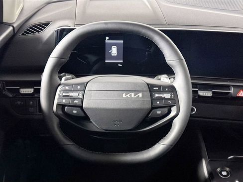 New 2026 Kia Sportage S image 13