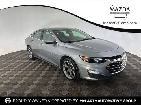 Used 2023 Chevrolet Malibu LT FWD image 1