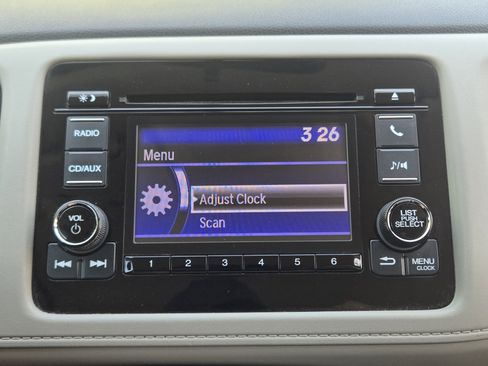 Used 2016 Honda HR-V LX image 17