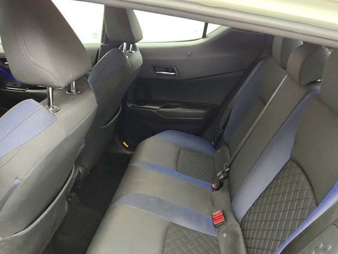 Used 2021 Toyota C-HR XLE FWD image 19