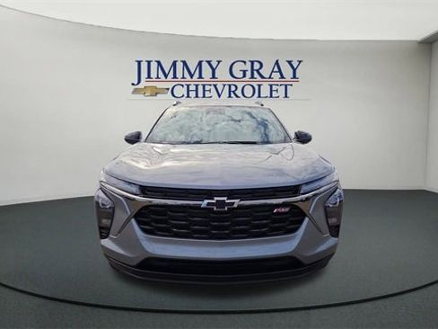 New 2026 Chevrolet Trax RS w/ Sunroof Package image 8