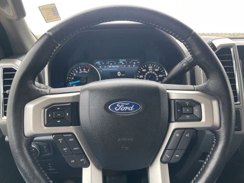 Used 2017 Ford F150 Lariat image 17