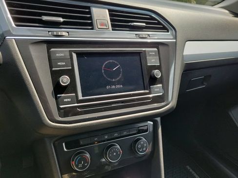 Used 2021 Volkswagen Tiguan S FWD image 24