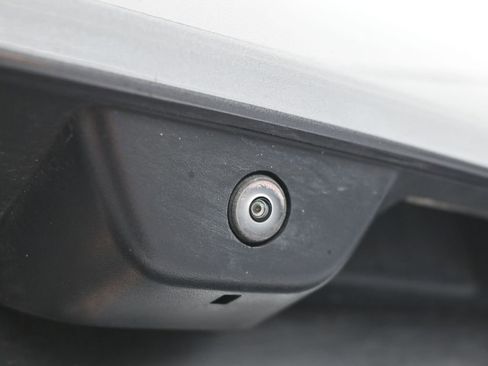 Used 2023 Jeep Grand Cherokee Altitude image 38