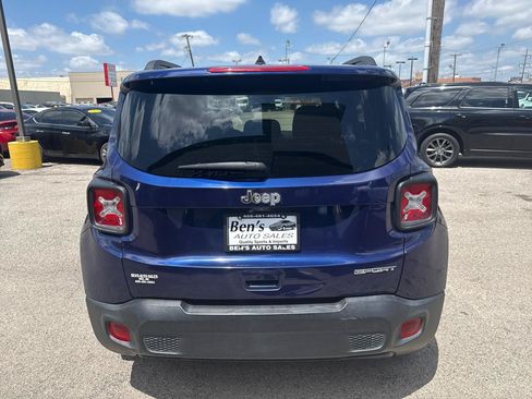 Used 2019 Jeep Renegade Sport w/ Sport Appearance Group FWD image 7