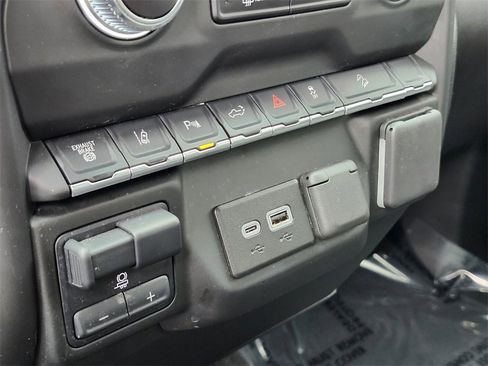 Used 2024 GMC Sierra 2500 Pro w/ 1SA Pro Safety Plus Package image 24