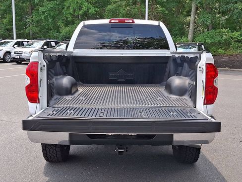 Used 2019 Toyota Tundra SR5 AWD/4WD image 27