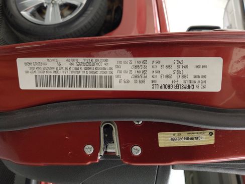 Used 2014 Jeep Patriot Latitude AWD/4WD image 33