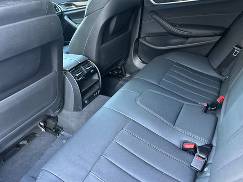 Certified 2023 BMW 530e 530e w/ Convenience Package image 4