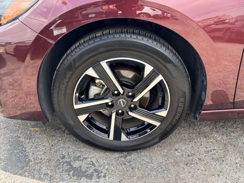 Used 2025 Nissan Sentra SV FWD image 35