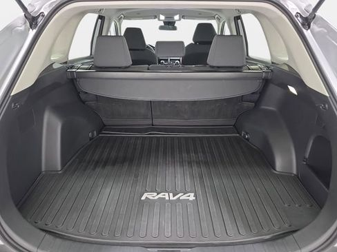 Certified 2024 Toyota RAV4 XLE AWD/4WD image 29