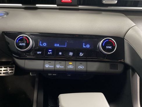 New 2025 Hyundai Elantra Sport image 17