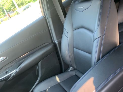 Used 2024 Cadillac XT4 Sport w/ Active Safety Package AWD/4WD image 20