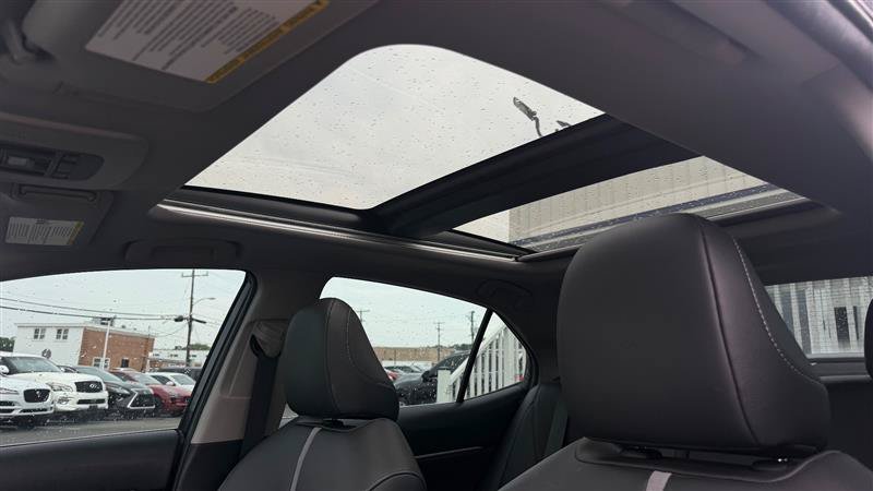 Used 2019 Toyota Camry XSE FWD image 24
