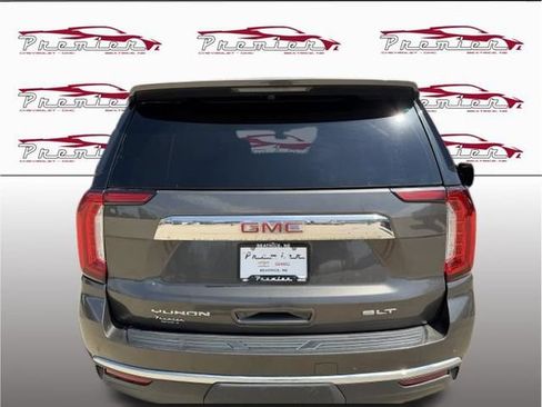 Used 2021 GMC Yukon XL SLT AWD/4WD image 5